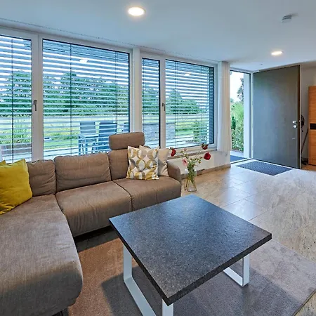 Апартаменты Sterk Apartments - Neue Ferienwohnungen Nahe Messe Friedrichshafen & Bodensee Меккенбойрен