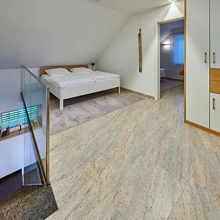 Апартаменты Sterk Apartments - Neue Ferienwohnungen Nahe Messe Friedrichshafen & Bodensee Меккенбойрен